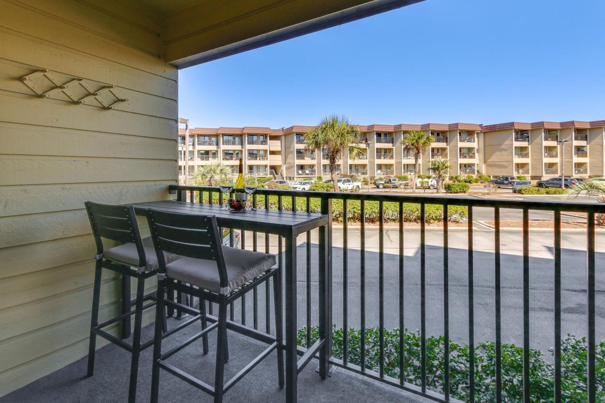 Hilton Head Resort Condo Pool Bar And Beach Access ヒルトンヘッドアイランド エクステリア 写真